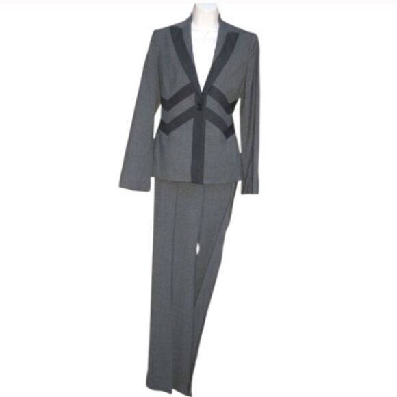NWOT Gray Blazer Pants Jacket Suit Set - Picture 1 of 8